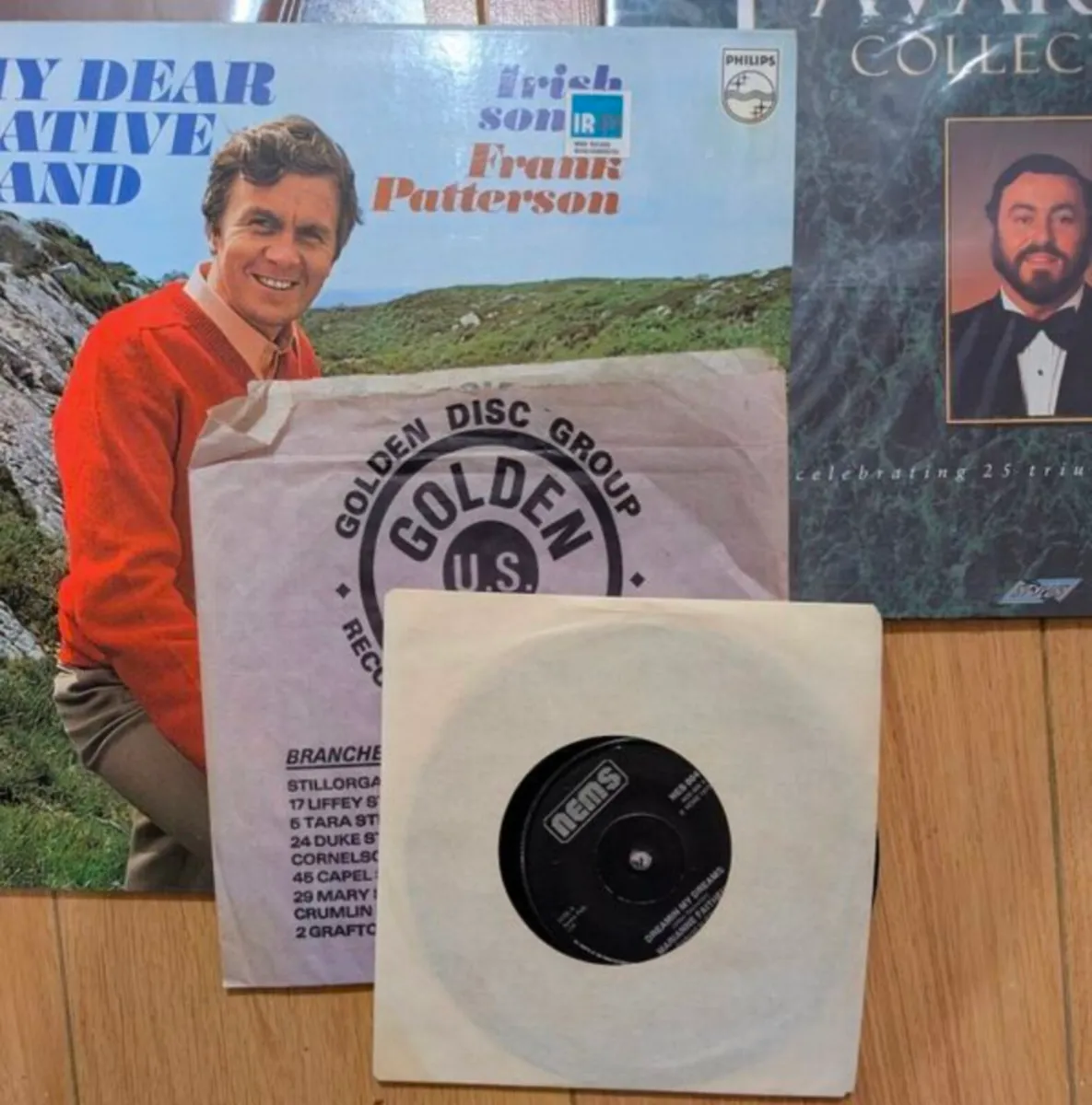 A selection of vinyl records - Image 3