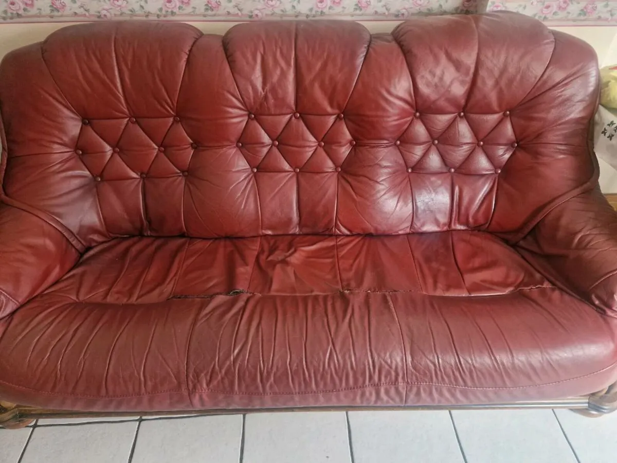 Couch - Image 1