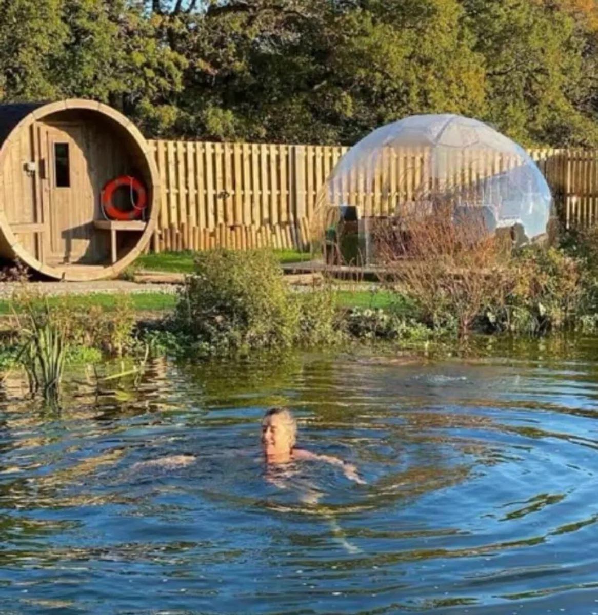 Luxury 3.5m(11.6ft) Clear Dome Glamping Igloo - Image 3