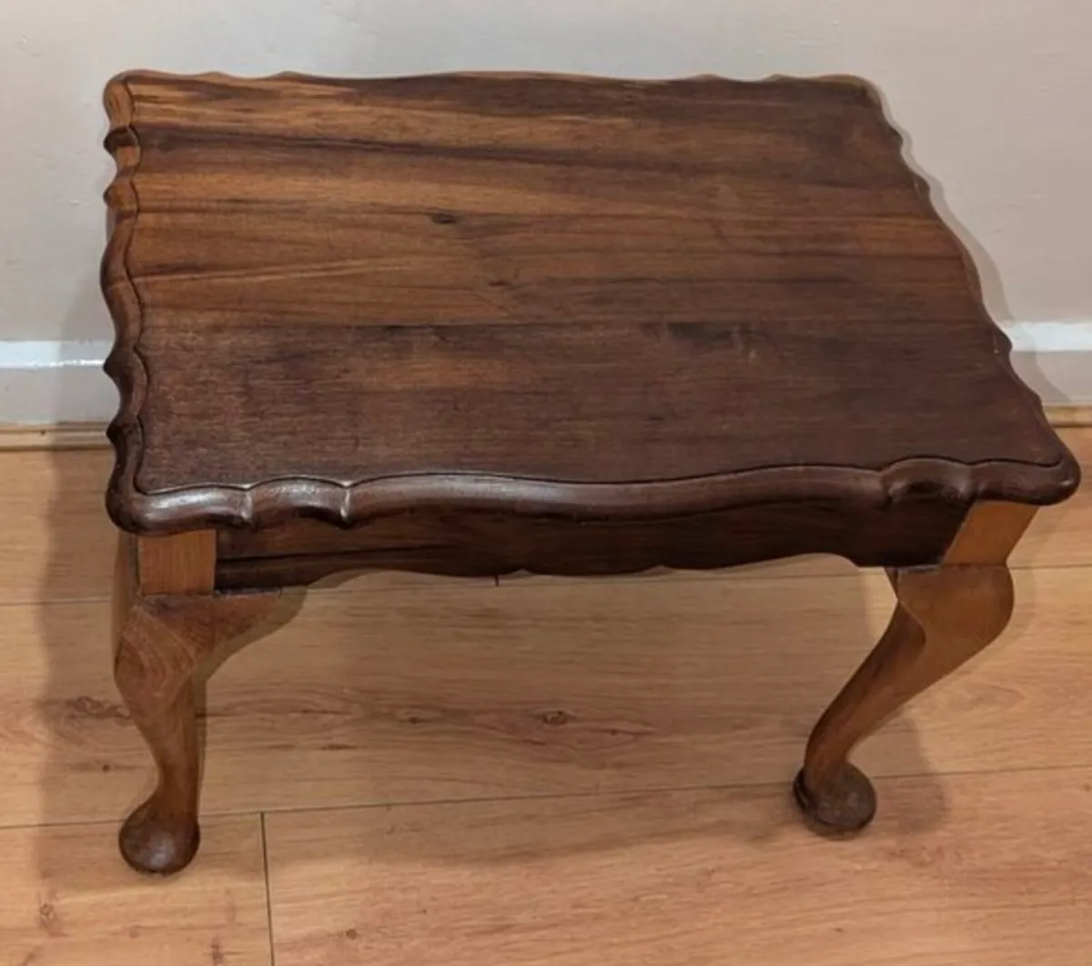 CONTEMPORARY PINE END TABLE - Image 1