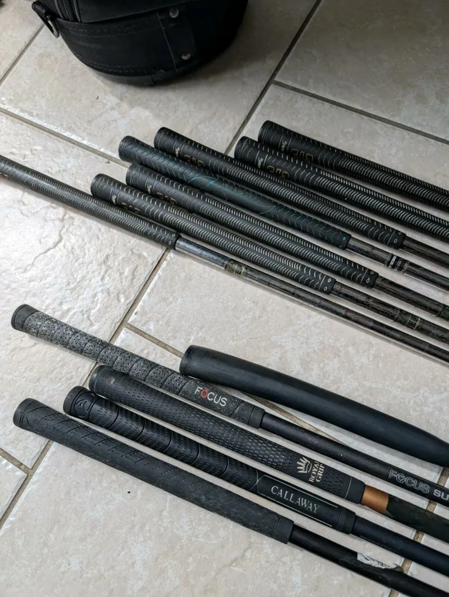 Left handed Golf clubs need gone asap - Image 4