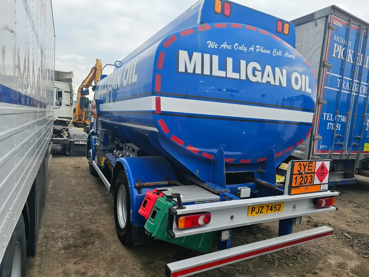 Volvo FL240 Fuel tanker - Image 3