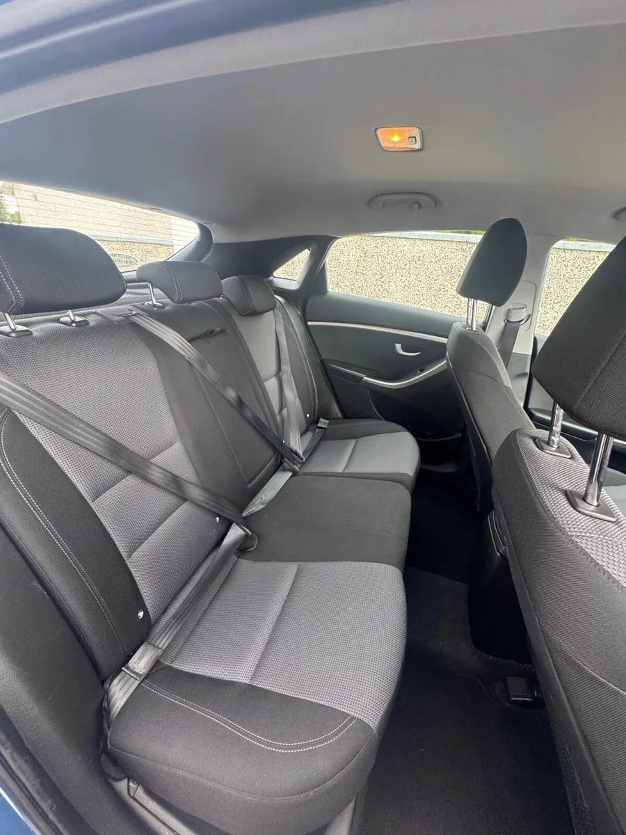 Hyundai i30 2016 - Image 2