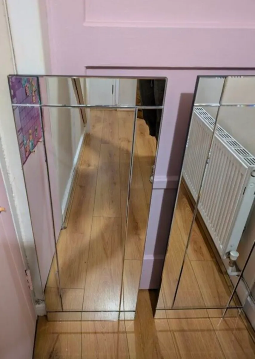 PAIR OF CONTEMPORARY WALL MIRRORS - Image 2