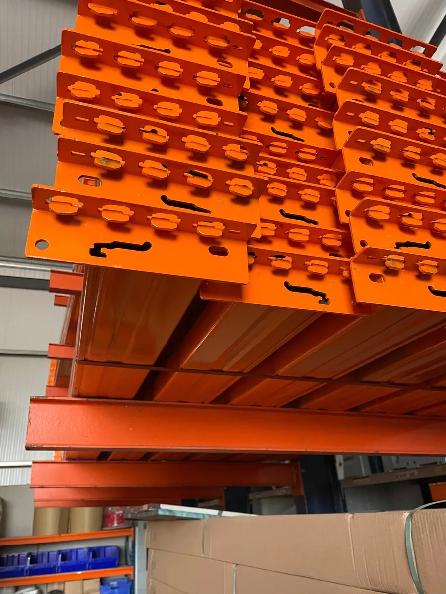 Used stow pallet racking - Image 2