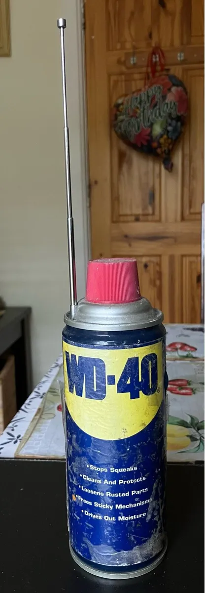 Wd 40 radio can (rare working) - Image 1