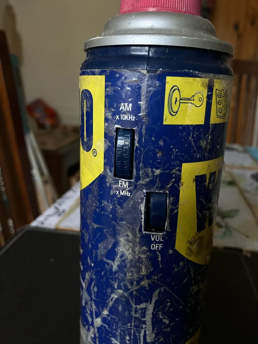 Wd 40 radio can (rare working) - Image 3