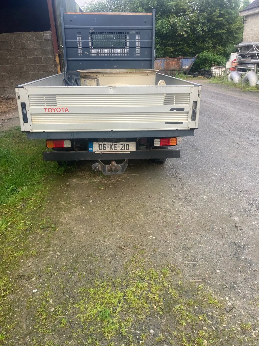 Toyota dyna - Image 2