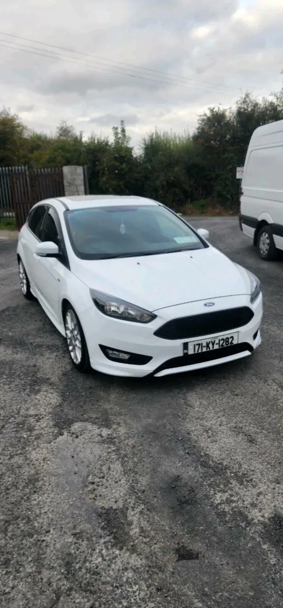 Ford focus ST-Line 2017 - Image 1