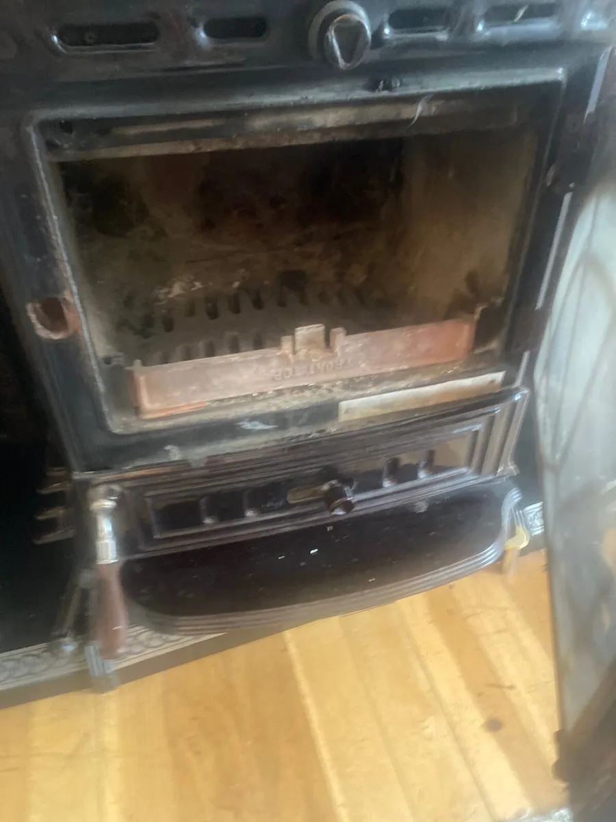 Stove - Image 3