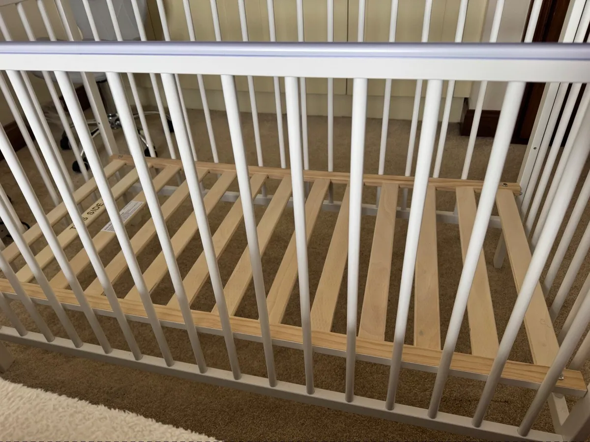 Baby Elegance Kim Cot - Image 1