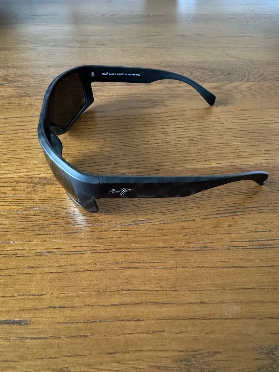 Maui Jim Sunglasses 🕶️ Equator Style - Image 1
