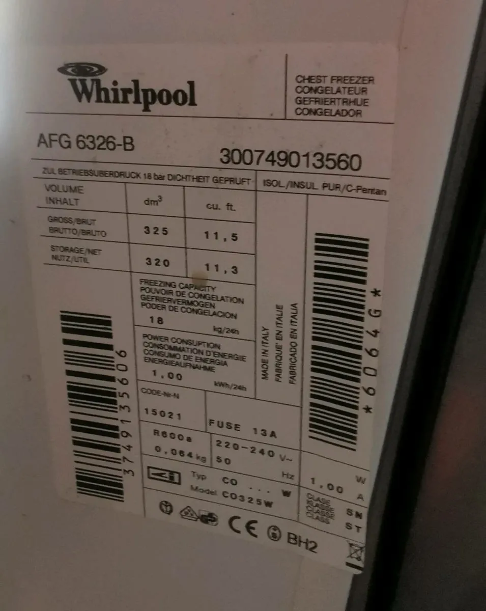WHIRLPOOL CHEST FREEZER - Image 4