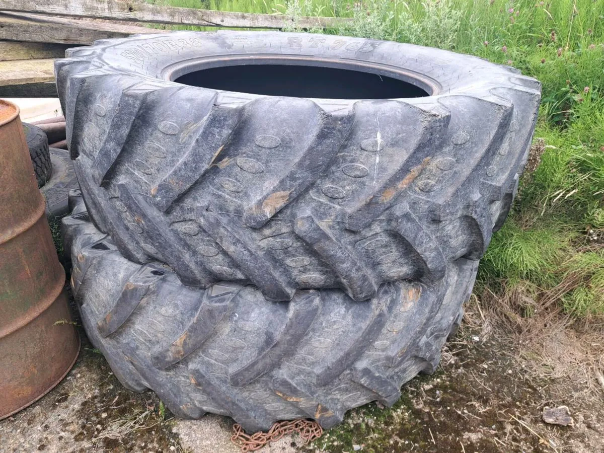 Tractor tyres - Image 1