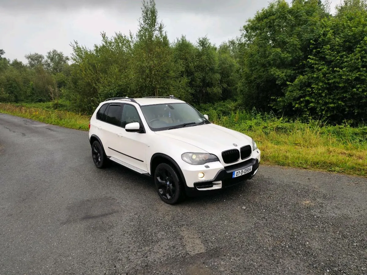 BMW X5 M sport Crewcab (DOE 10/25 TAX 11/25) - Image 4