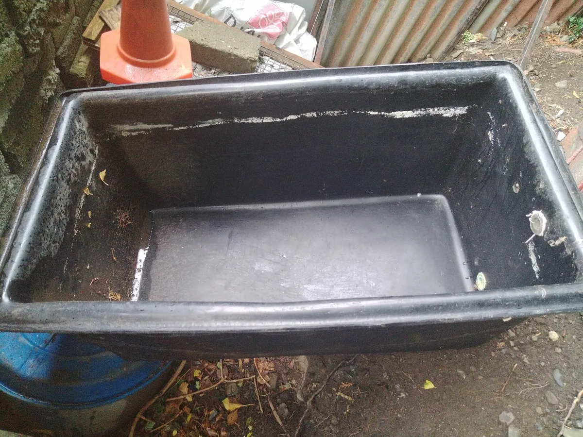 Tank - Image 1