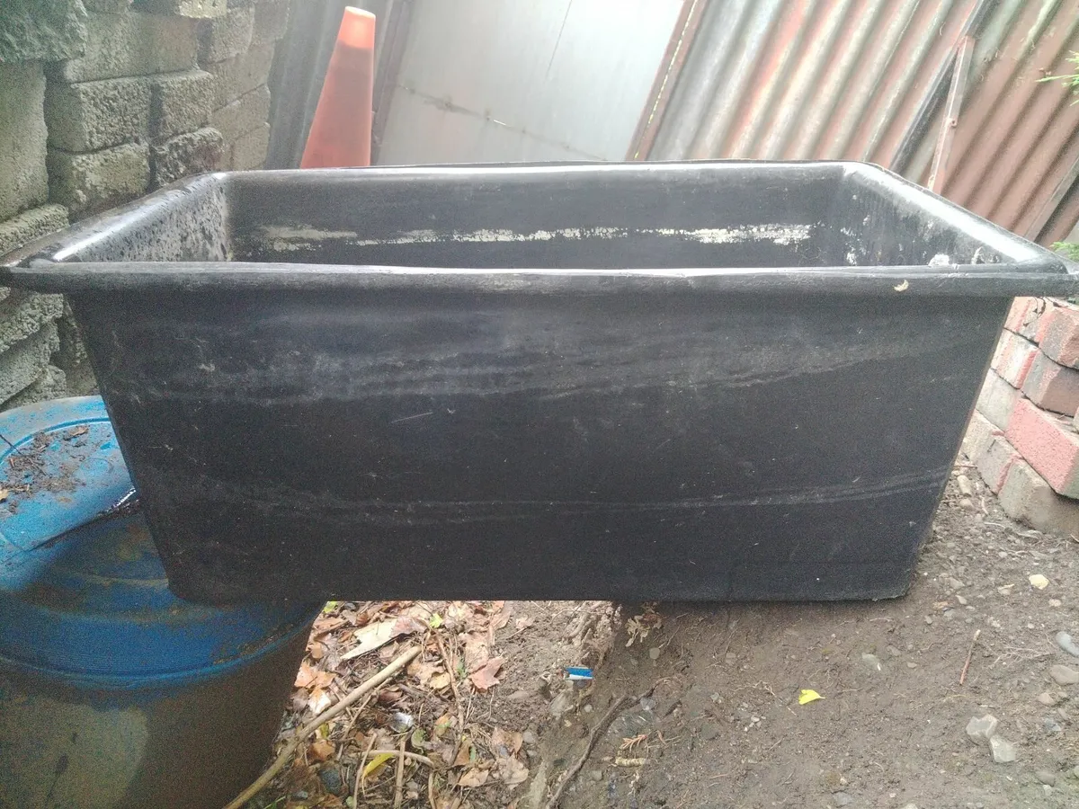 Tank - Image 2