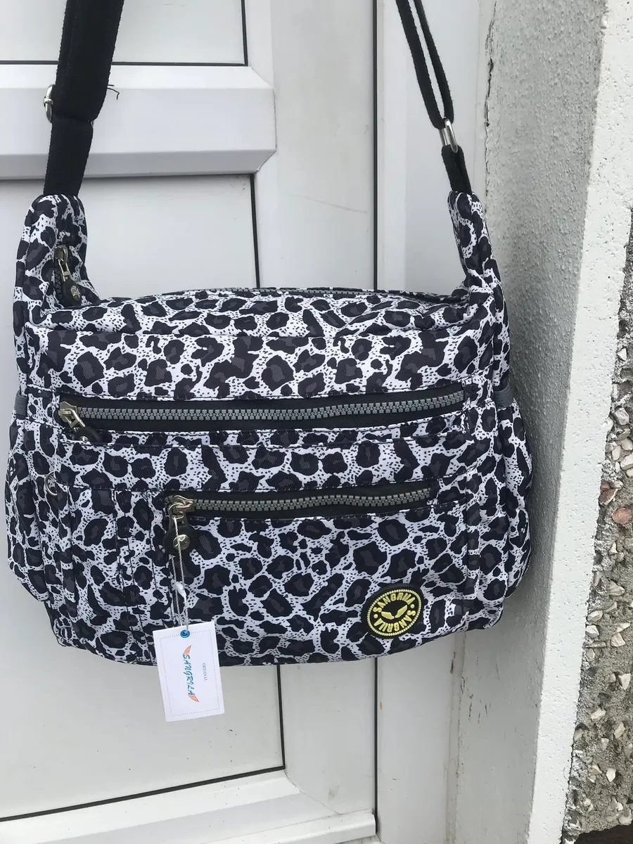 Brand New Lightweight Shoulder bag €20 - Image 2