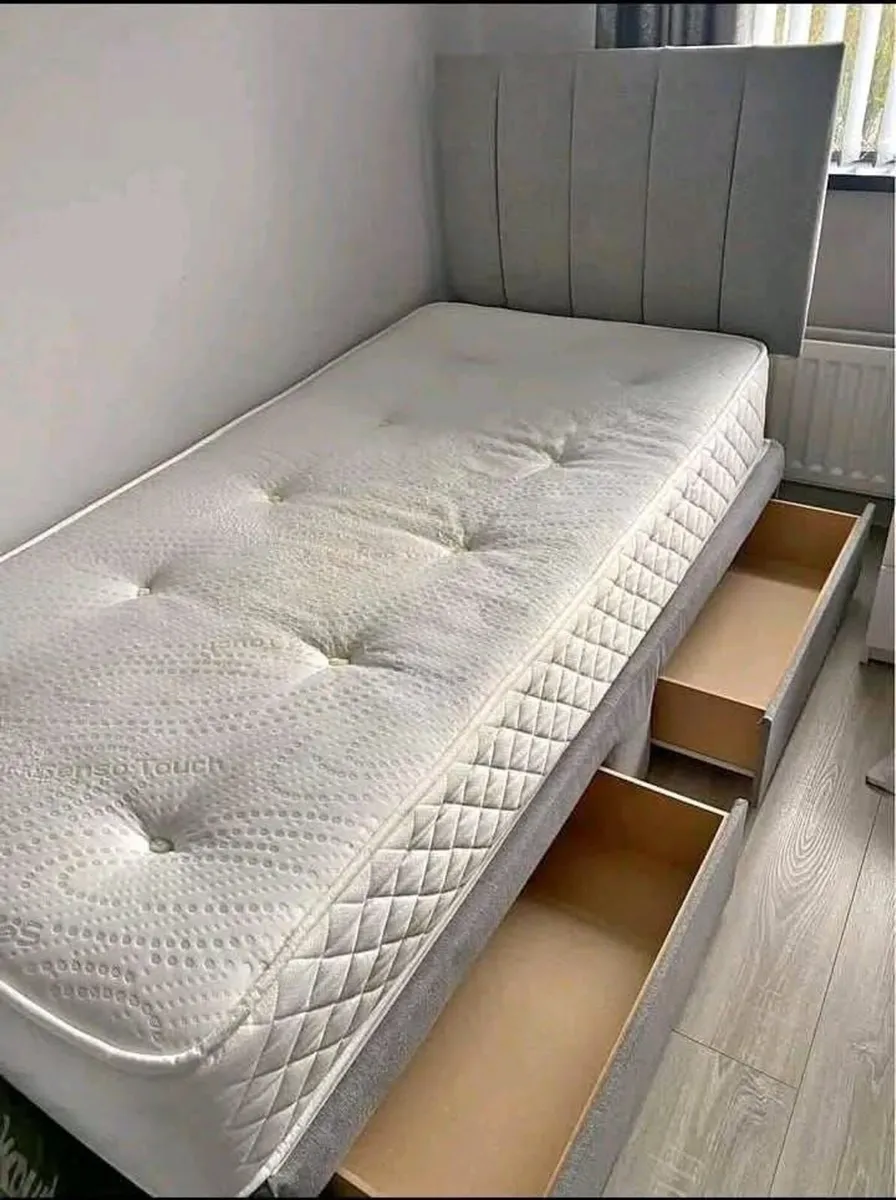 Brand New Hilton Divan Base Bed
Brand new beds wit - Image 1