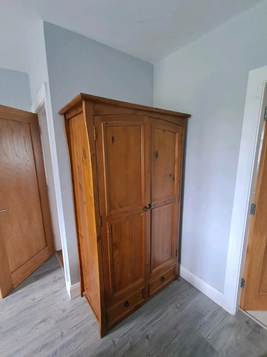 Wardrobe - Image 2