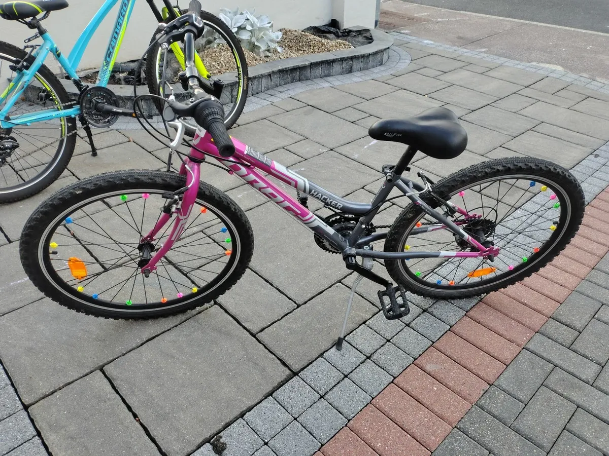 Childs bicycle - Image 3