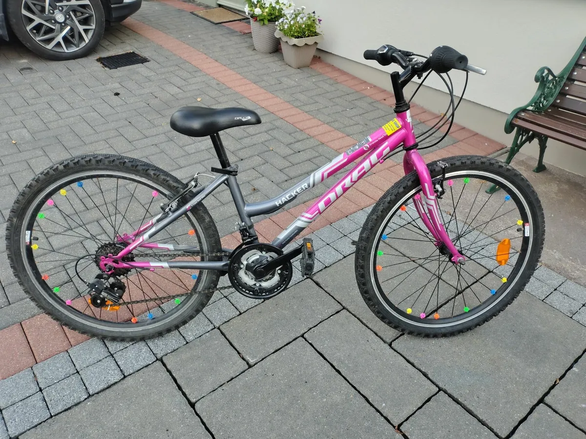 Childs bicycle - Image 1