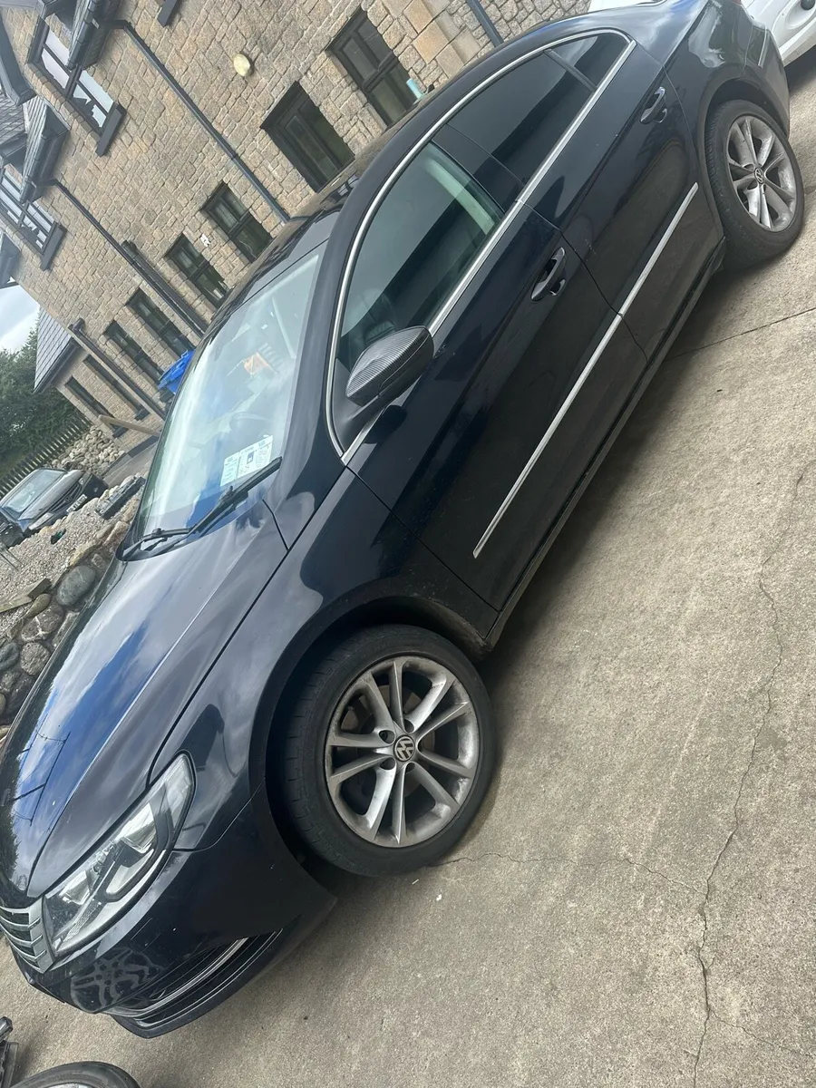 Car - Image 3