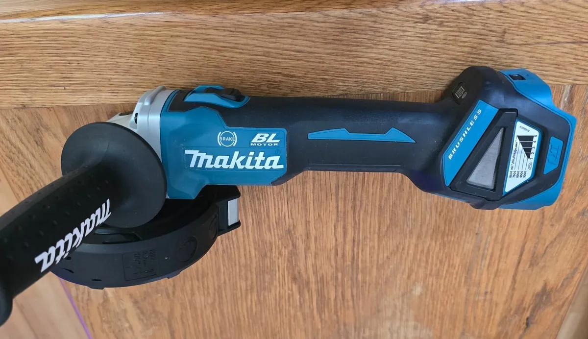 Makita Brushless Grinder - Image 4