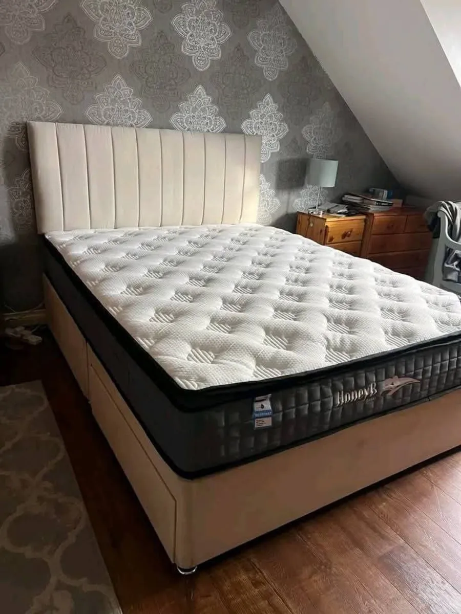 Stylish Hilton Divan Bed Set
Brand new beds with o - Image 2
