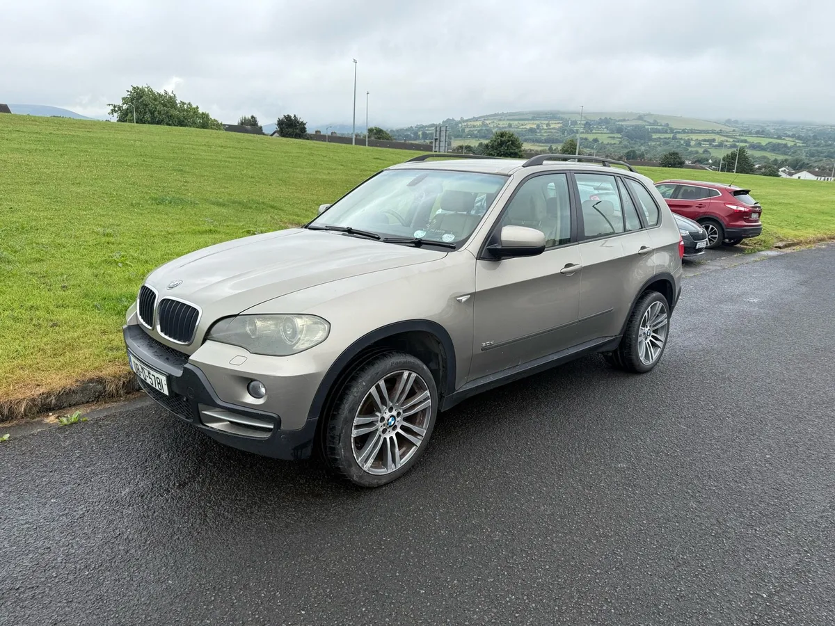 Bmw X5 Crew Cab €3,000 - Image 2