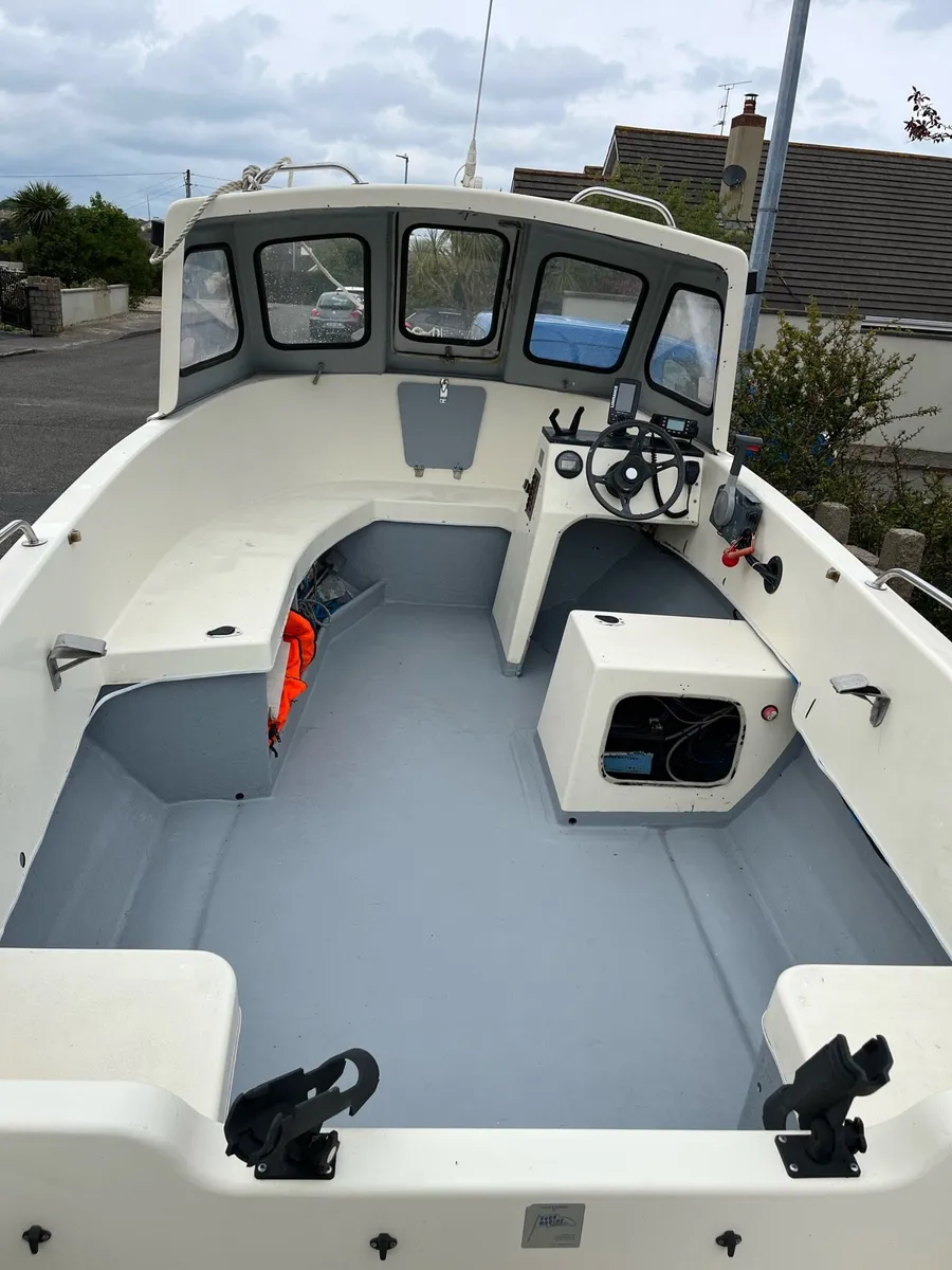 Boat - Image 4
