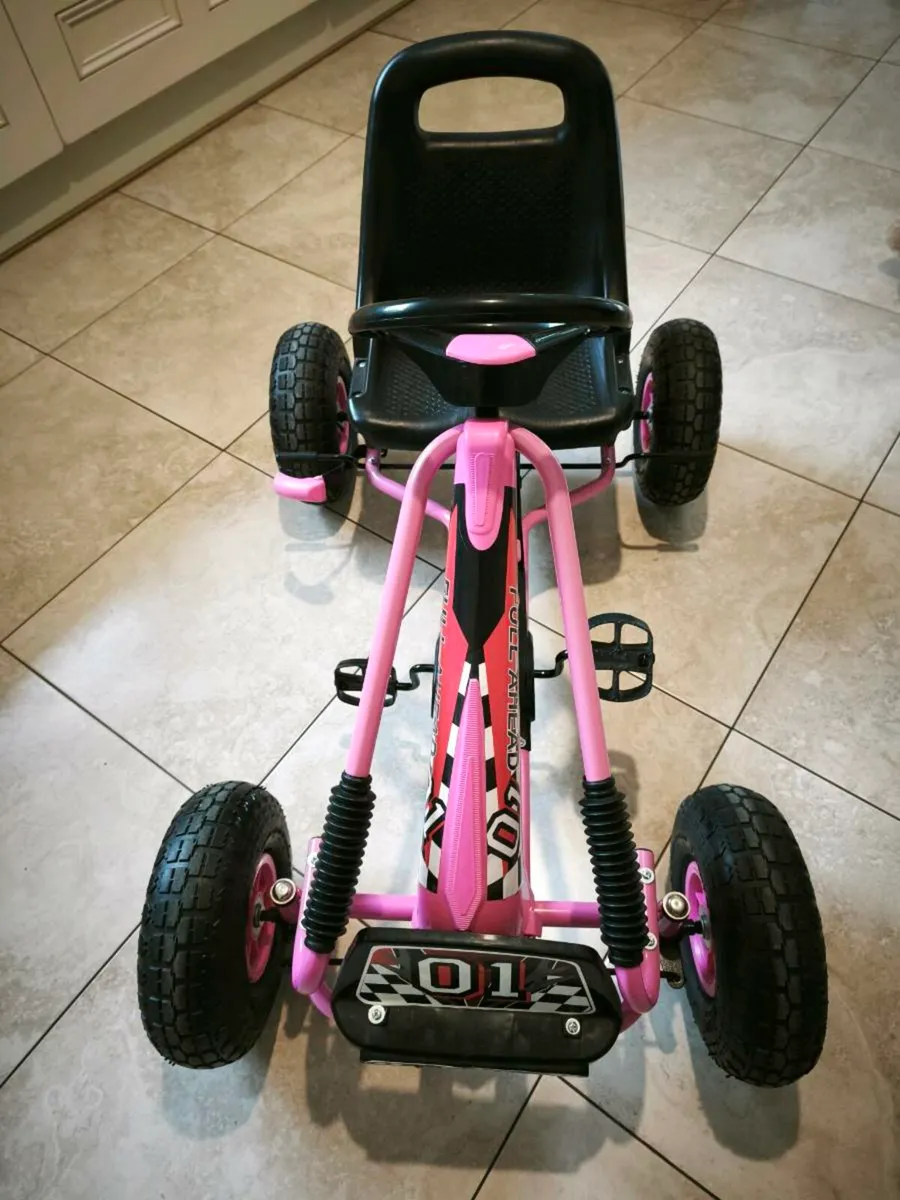 Pink Pedal Go -Cart with enclosed chain - Image 4