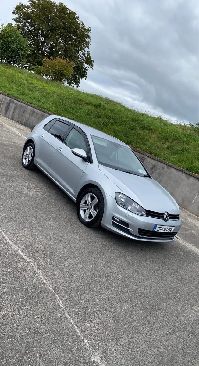 171 Volkswagen Golf TDI BlueMotion - Image 1
