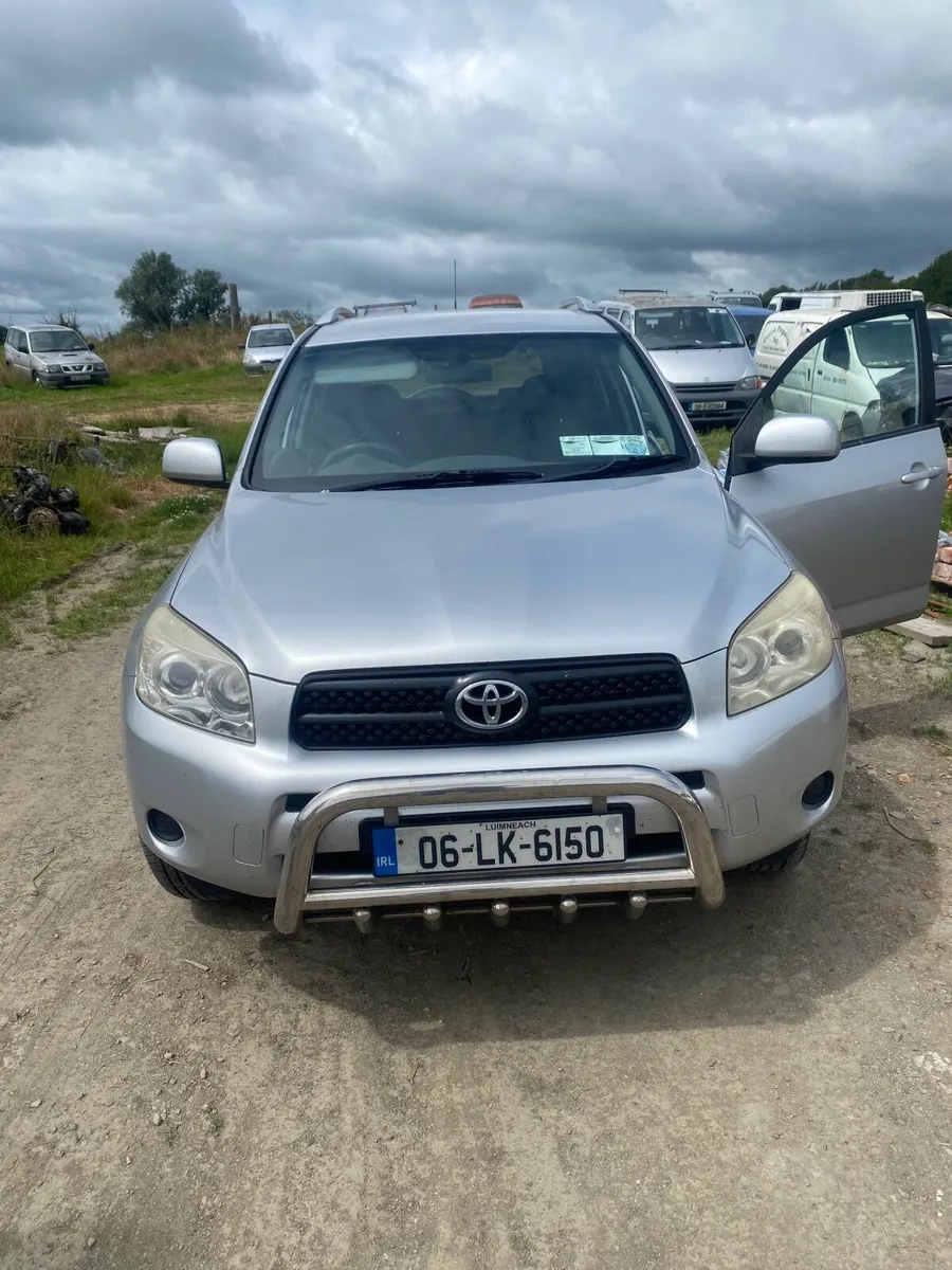Toyota cars and vans for breaking or export - Image 1