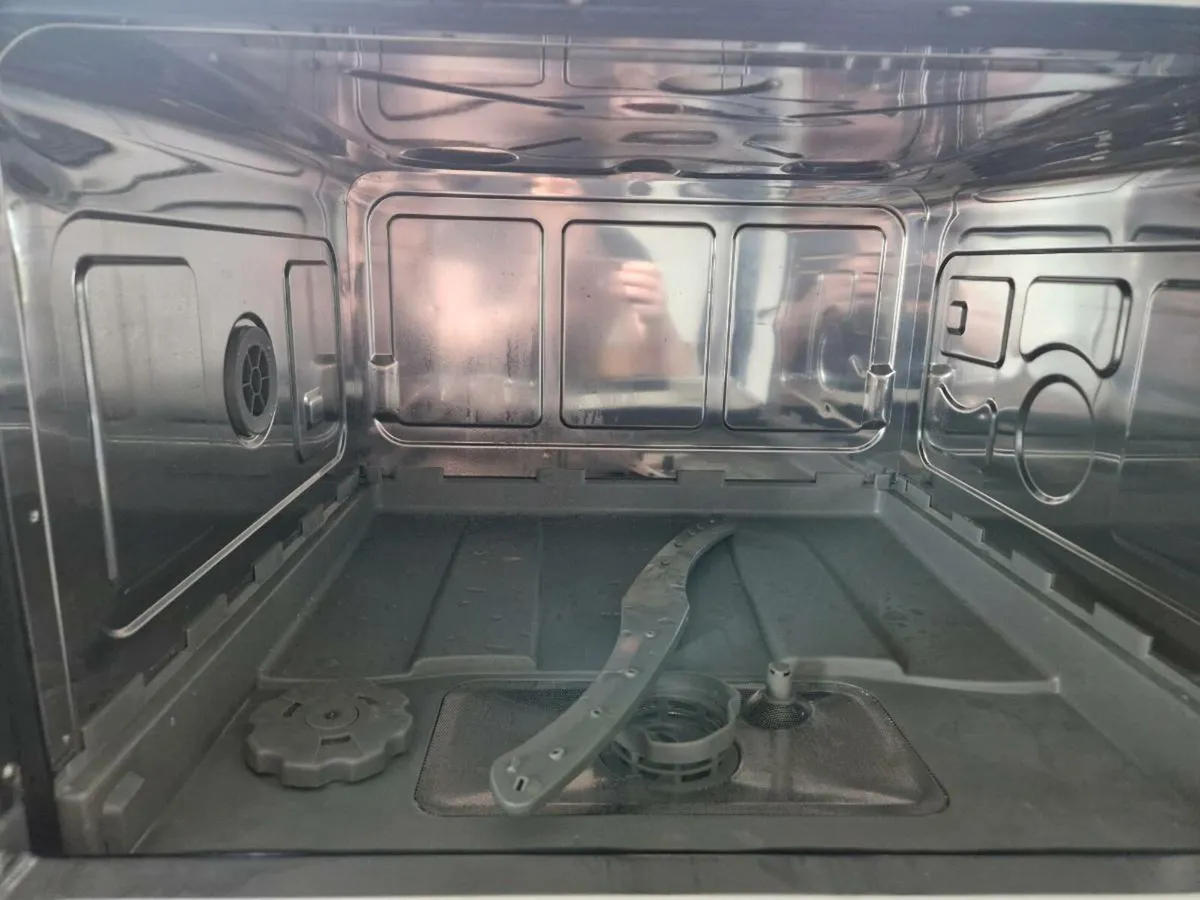 Dishwasher - Image 3