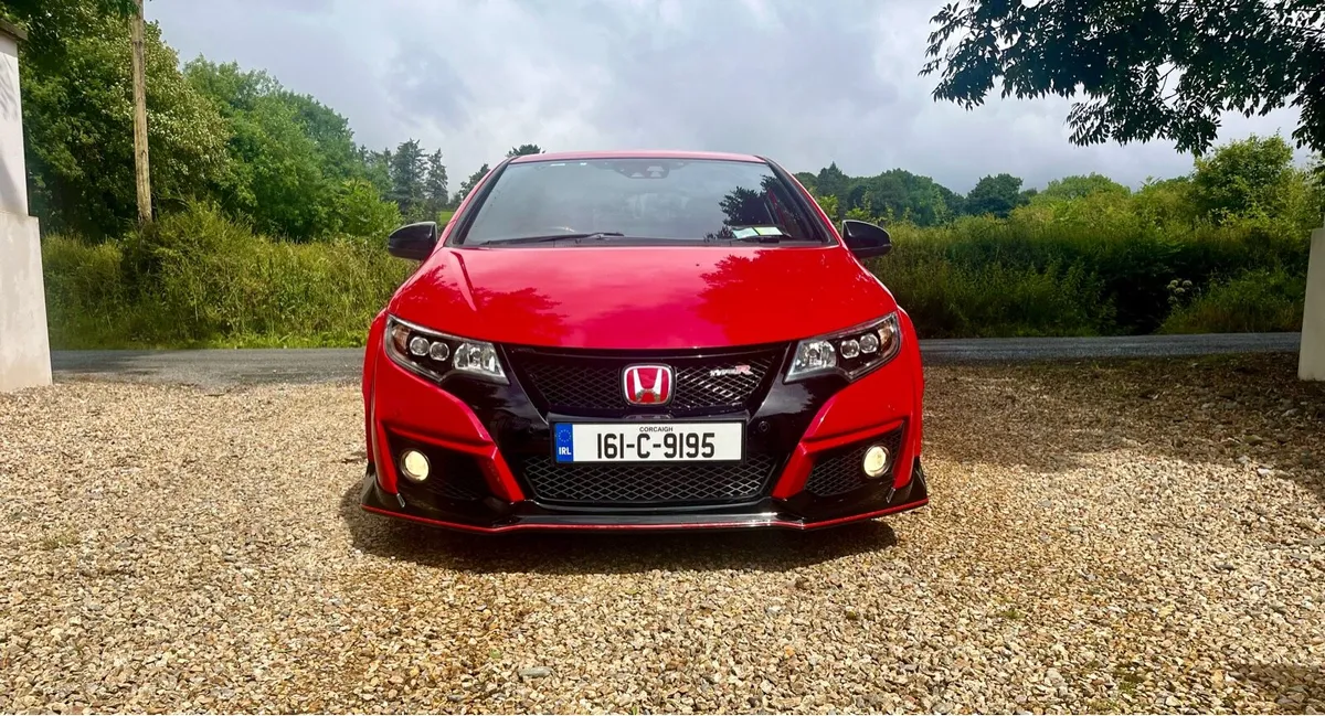 Type R Civic one owner Irish car 45 kilometers - Image 2