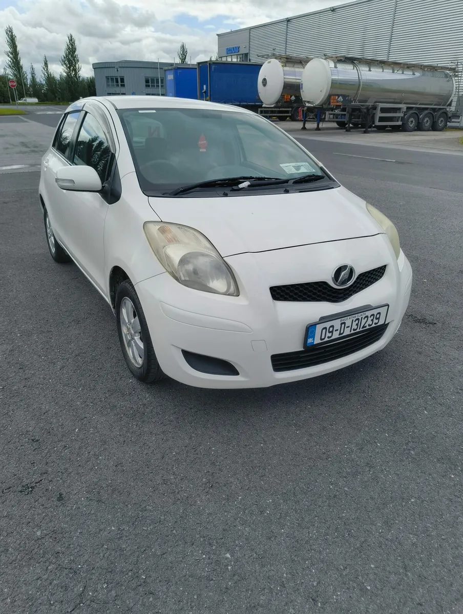 Toyota Vitz 2009 Automatic - Image 2