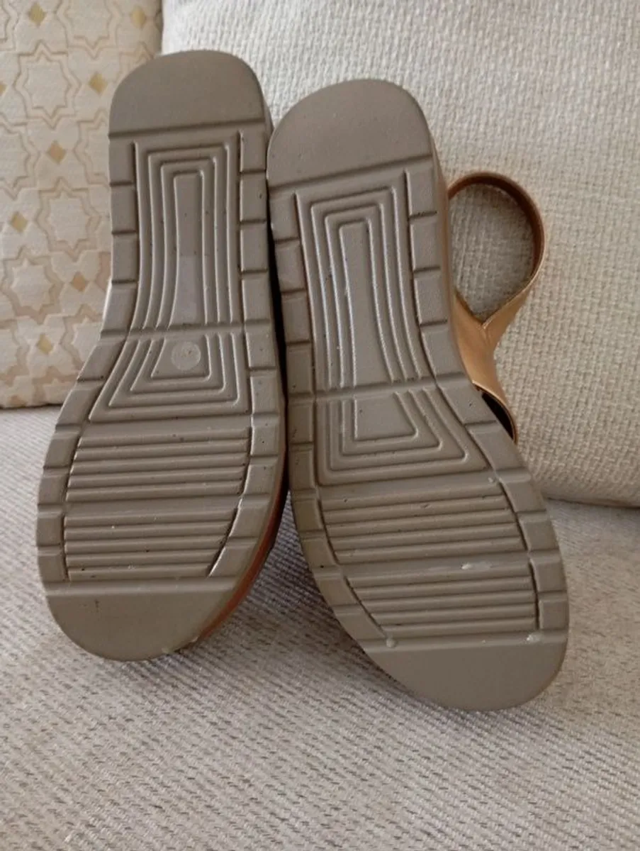 Sandals leather bronze - Image 3