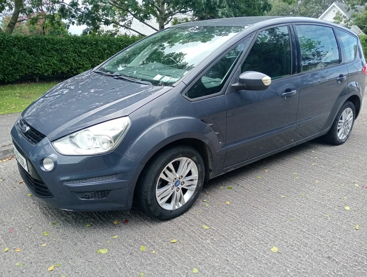 2012 Ford S-Max  7 seater low low milage - Image 4