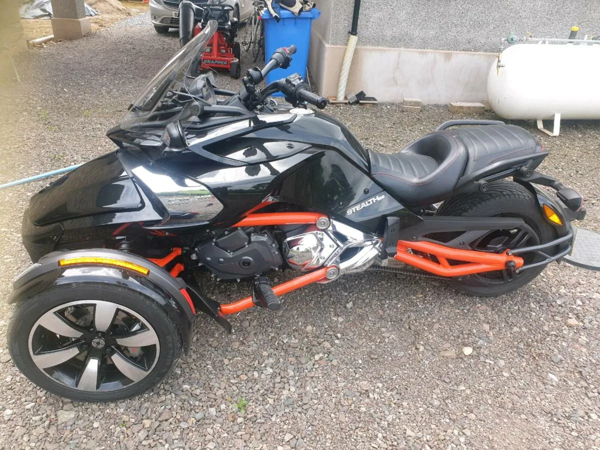CanAm Spyder Ace 1330 F3S Stealth - Image 1