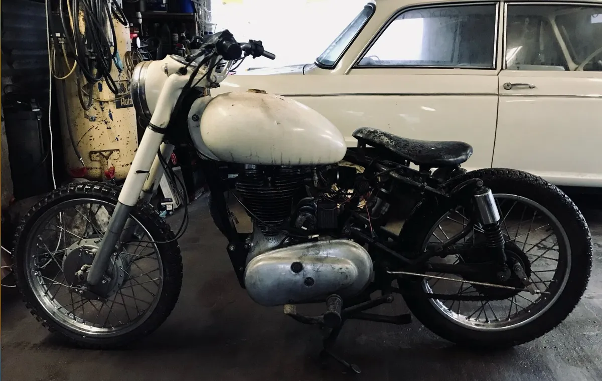 1975 Royal Enfield – Classic & Road Ready - Image 3