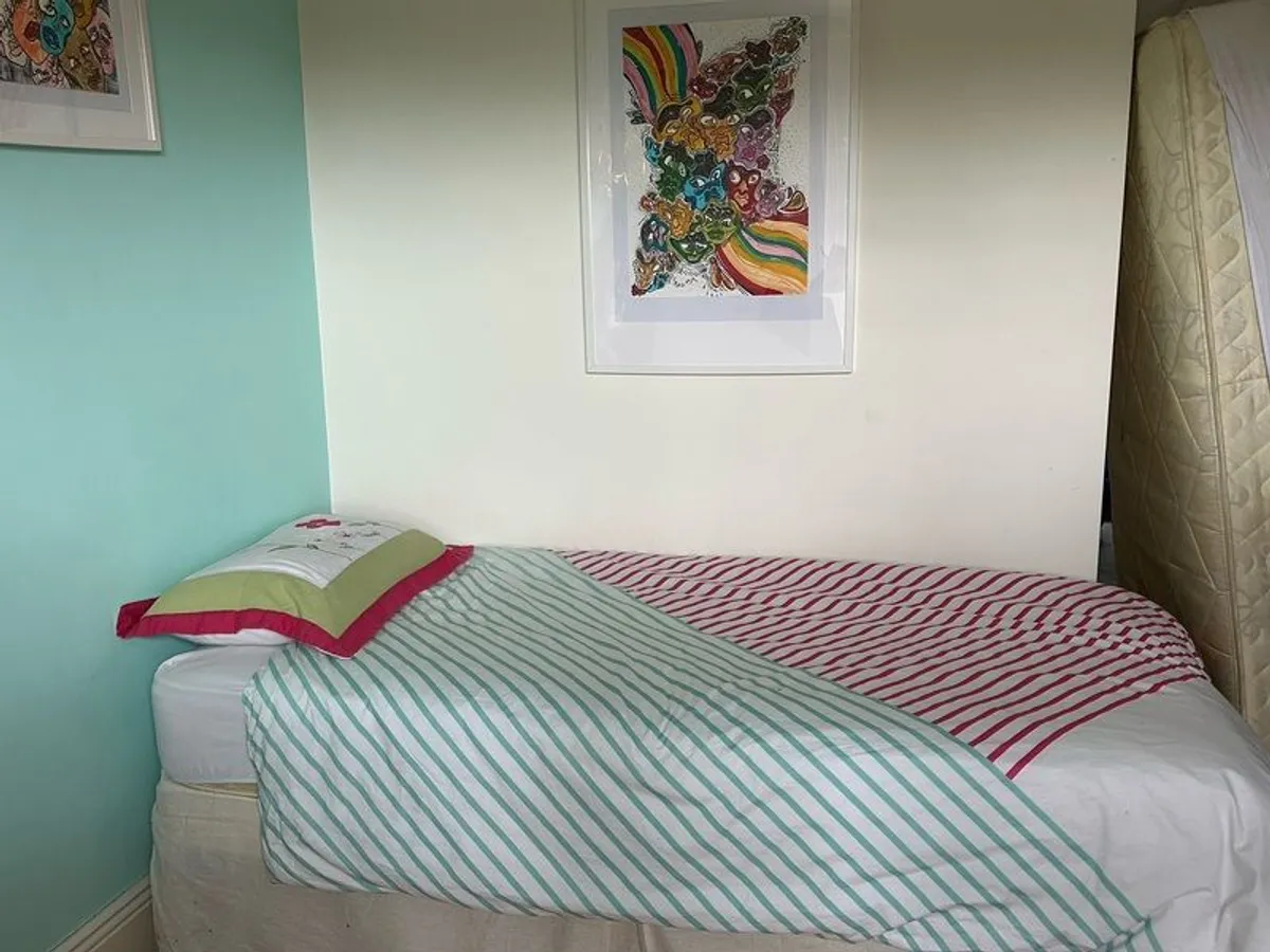2 excellent quality trundle beds sleeps 4 - Image 1