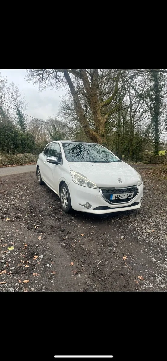Peugeot 208 Style Edition / High Spec - Image 1