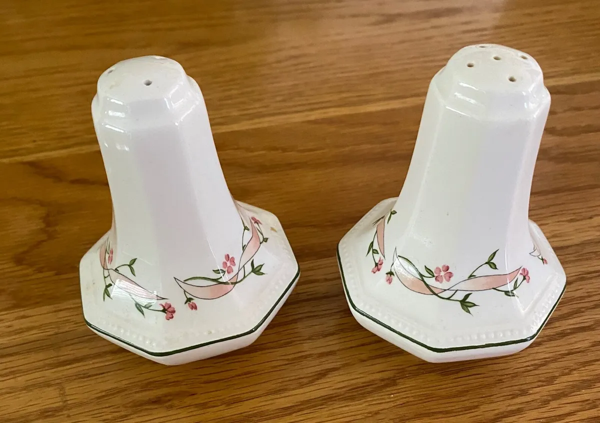 Eternal Beau Dinner Service - Image 2