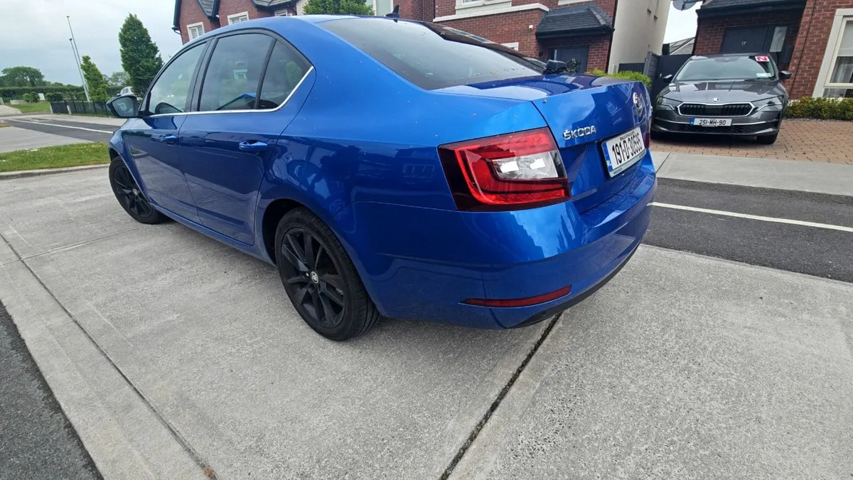 Skoda Octavia 2019 - Image 4