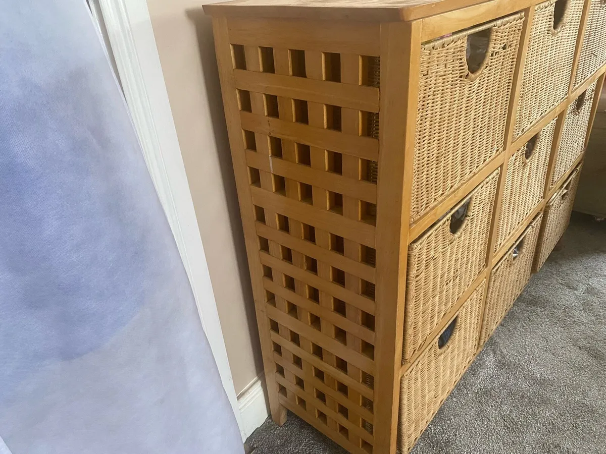 Wicker storage unit - Image 2