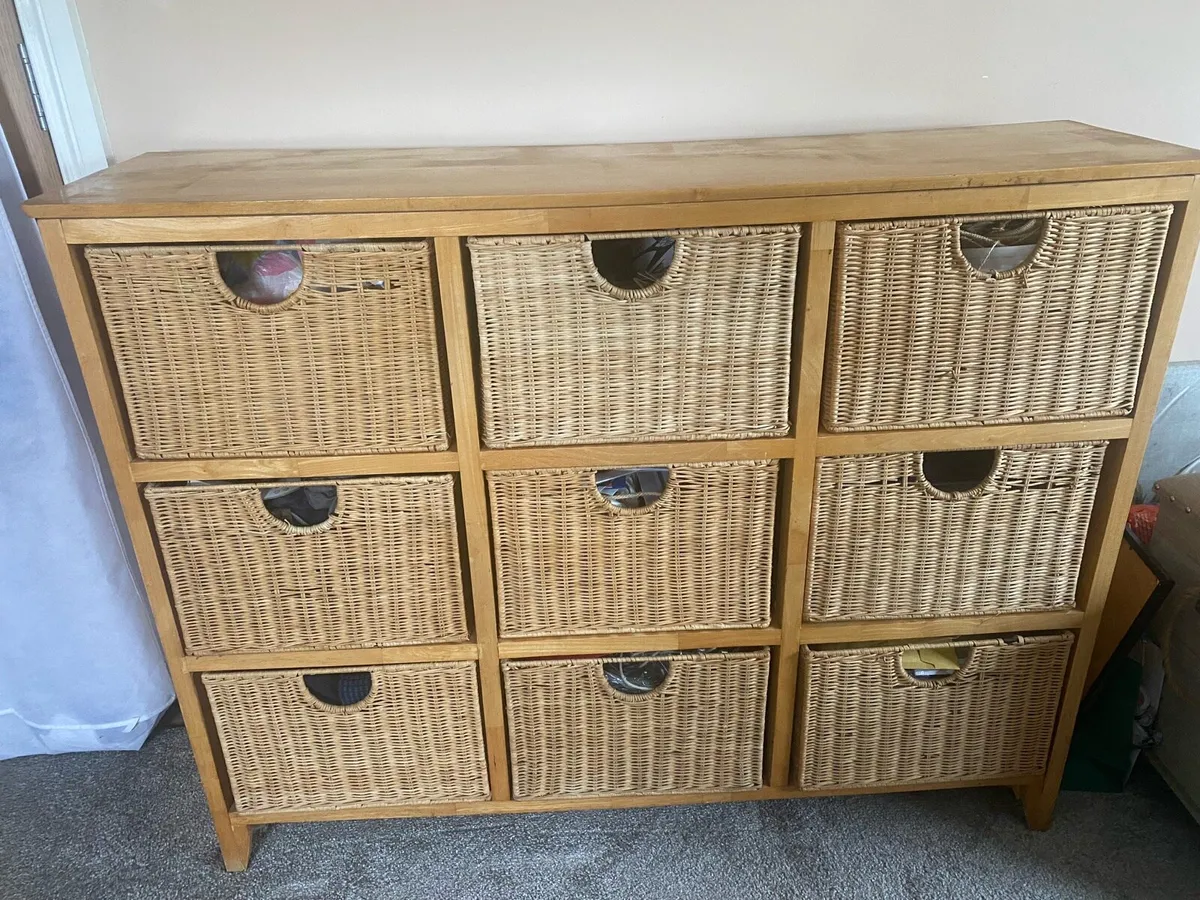 Wicker storage unit - Image 3