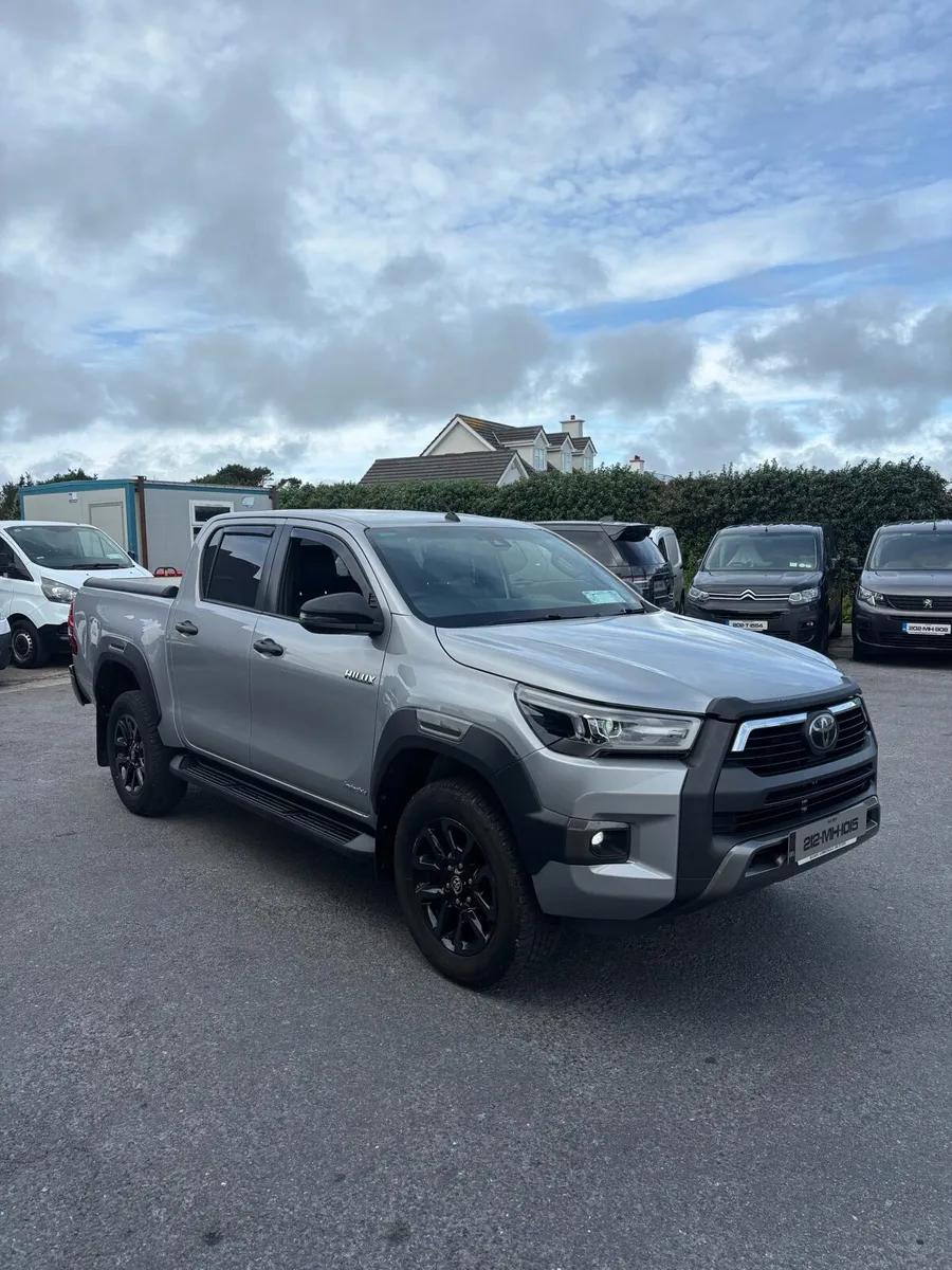 2021 Toyota Hilux - Image 1
