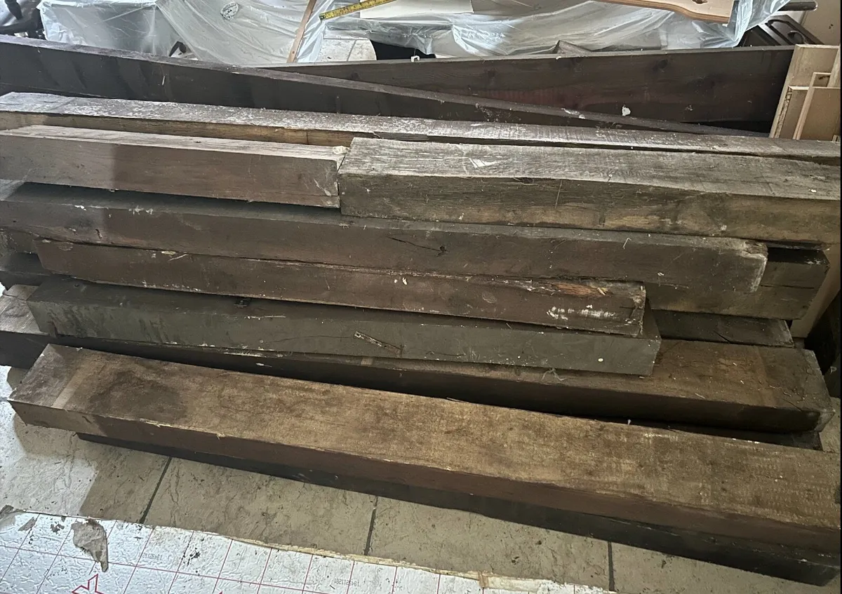 Solid oak wood