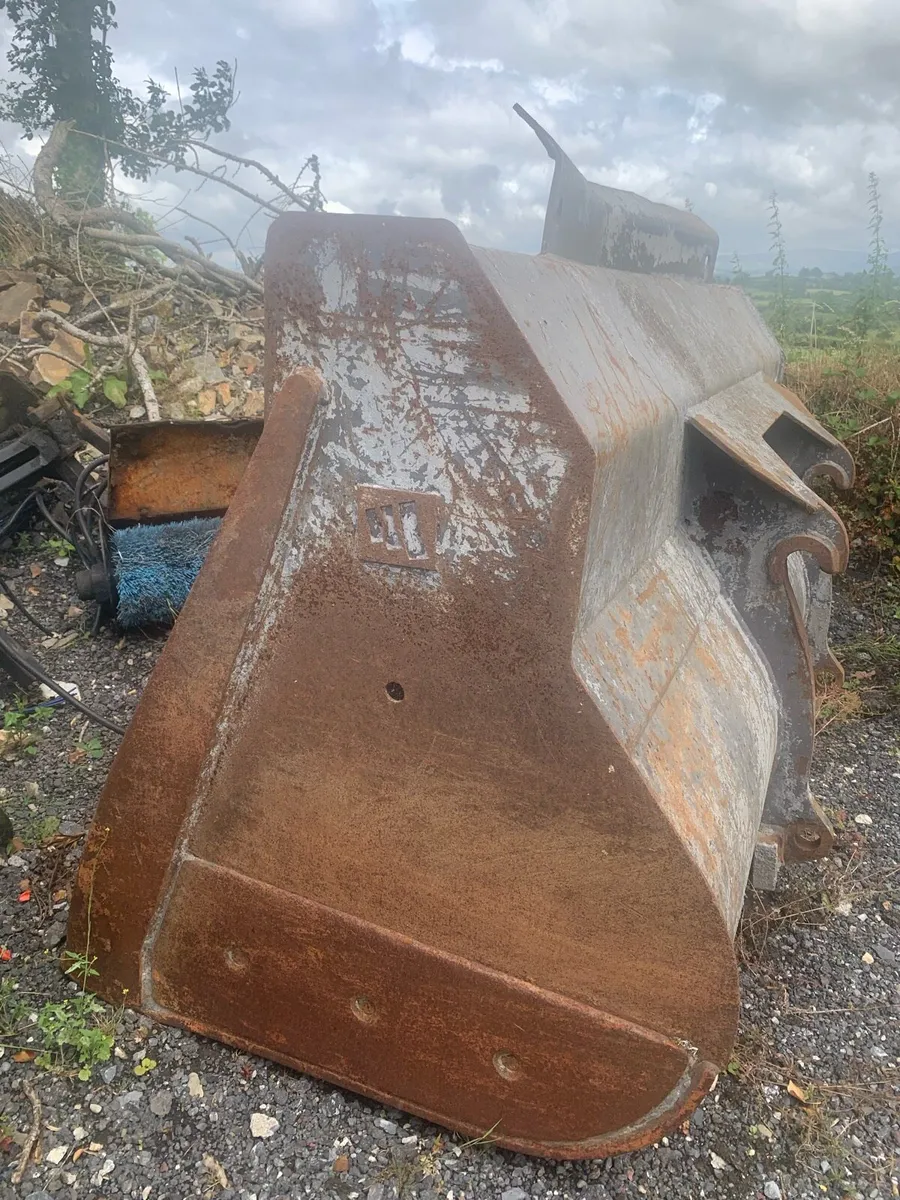 Loader buckets - Image 2
